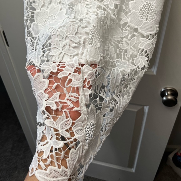 ASTR The Label Floral Dress - Picture 4 of 7